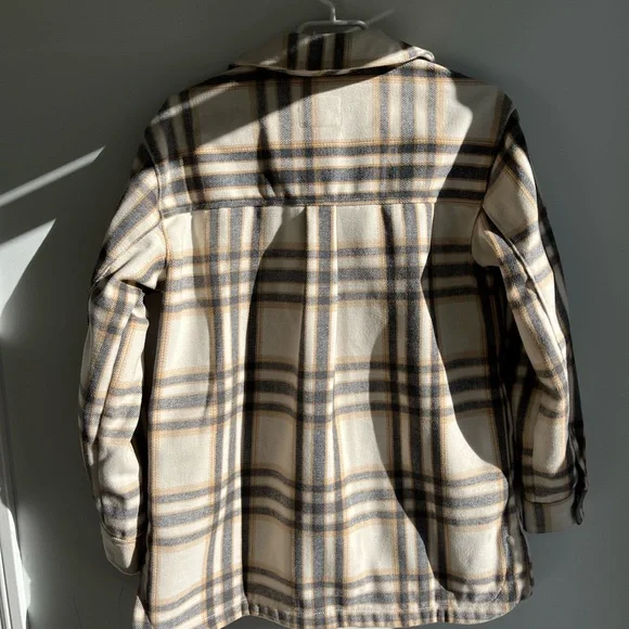 Old Navy Shacket. - Picture 2 of 5